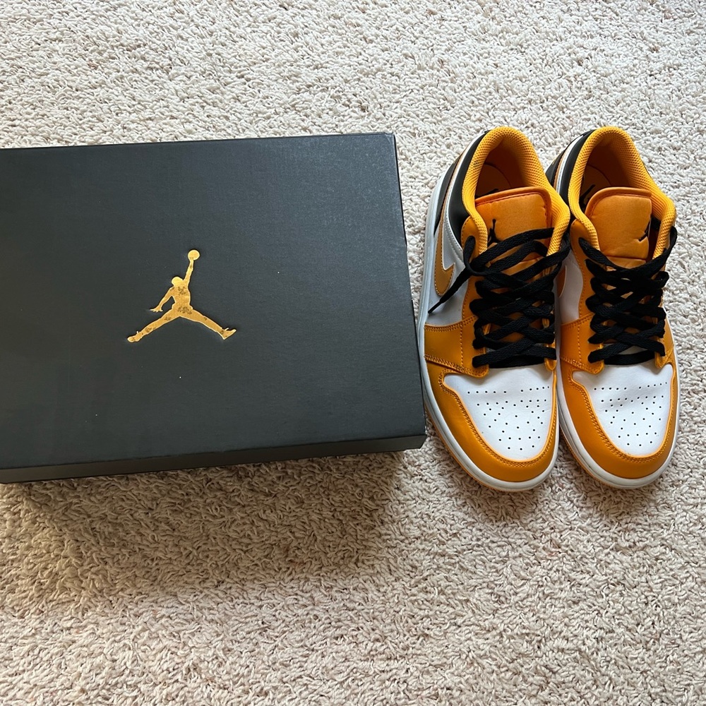 Nike Air Jordan 1 Low Taxi Black White Shoe Sneaker